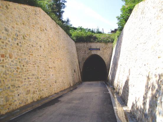 Tunnel