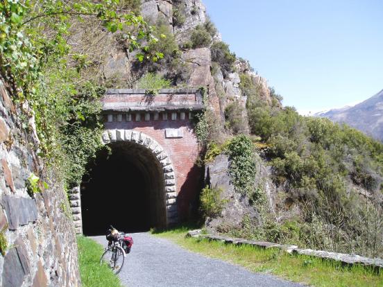 Tunnel