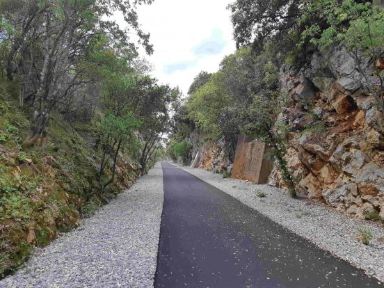 Voie verte en tranchée